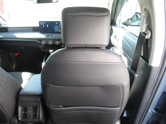 ヴェゼル ｅ：ＨＥＶＺ　弊社元試乗車　純正９インチナビ　純正ドラレコ前後　バックカメラ　ブラインドスポット　電動格納ミラー　ブレーキホールド機能付き電子パ　パーキングセンサー前後　電動リアゲート　ＥＴＣ２．０　禁煙車（44枚目）