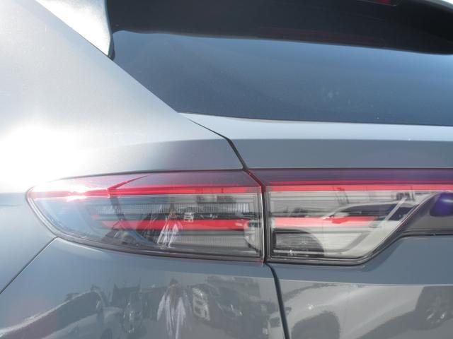 ヴェゼル ｅ：ＨＥＶＺ　弊社元試乗車　純正９インチナビ　純正ドラレコ前後　バックカメラ　ブラインドスポット　電動格納ミラー　ブレーキホールド機能付き電子パ　パーキングセンサー前後　電動リアゲート　ＥＴＣ２．０　禁煙車（57枚目）