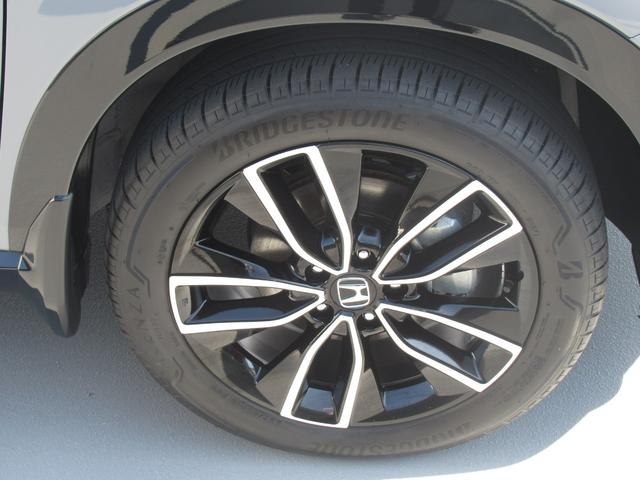 ヴェゼル ｅ：ＨＥＶＺ　弊社元試乗車　純正９インチナビ　純正ドラレコ前後　バックカメラ　ブラインドスポット　電動格納ミラー　ブレーキホールド機能付き電子パ　パーキングセンサー前後　電動リアゲート　ＥＴＣ２．０　禁煙車（61枚目）