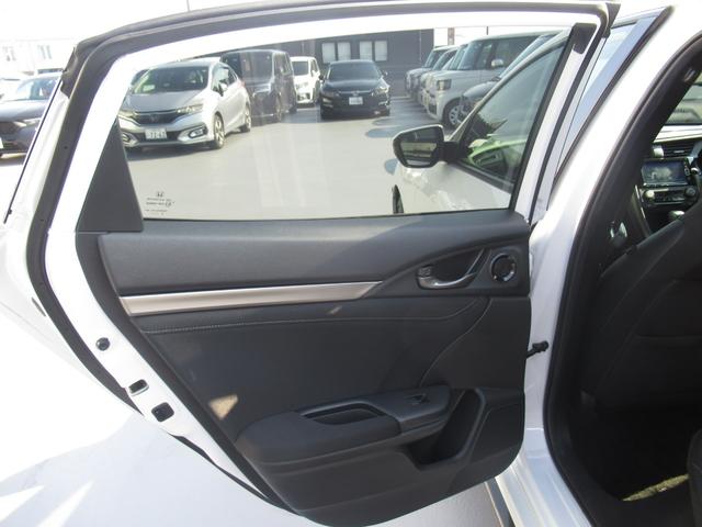 シビック ハッチバック 純正7インチナビ 純正ドラレコ前後 バックカメラ ETC2.0 ブレーキホールド機能付き電子パーキングブレーキ 前席パワーシート シートヒーター スポーツペダル タイヤ4本新品 ワンオーナー(50枚目)