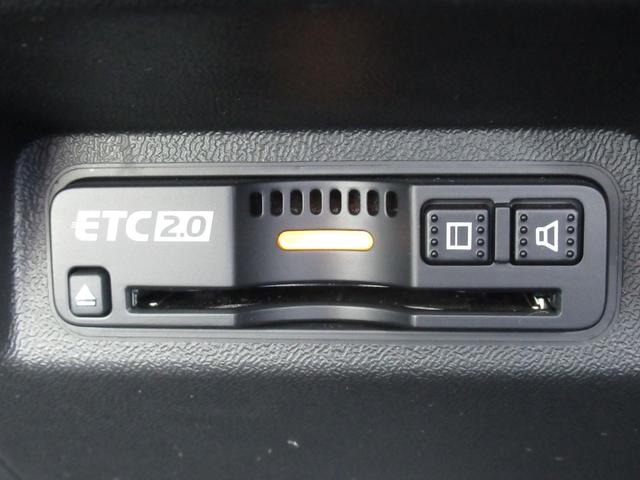 Ｈｏｎｄａ ｅ アドバンス　弊社元試乗車　純正ワイドスクリーンホンダコネクトディスプレー　純正ドラレコ前後　マルチビューカメラ　パーキングセンサー前後　スカイルーフ　ＥＴＣ２．０　パーキングパイロット　サイドカメラミラー（20枚目）