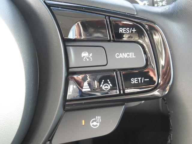 Ｈｏｎｄａ ｅ アドバンス　弊社元試乗車　純正ワイドスクリーンホンダコネクトディスプレー　純正ドラレコ前後　マルチビューカメラ　パーキングセンサー前後　スカイルーフ　ＥＴＣ２．０　パーキングパイロット　サイドカメラミラー（31枚目）