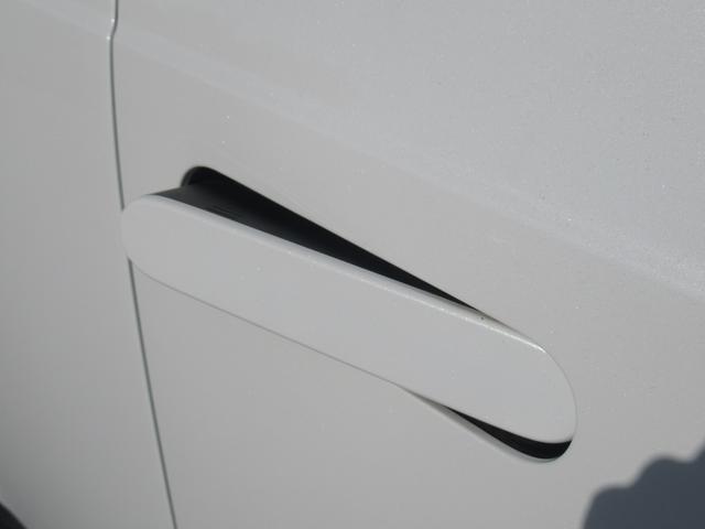 Ｈｏｎｄａ ｅ アドバンス　弊社元試乗車　純正ワイドスクリーンホンダコネクトディスプレー　純正ドラレコ前後　マルチビューカメラ　パーキングセンサー前後　スカイルーフ　ＥＴＣ２．０　パーキングパイロット　サイドカメラミラー（44枚目）