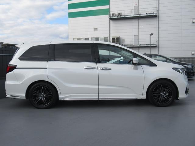 オデッセイ アブソルート・EX 純正10インチナビ 純正ドラレコ前後 両側パワースライドドア ブラインドスポットインフォメーション マルチビューカメラ パワーテールゲート パーキングセンサー前後 シートヒーター パワーシート ETC(9枚目)