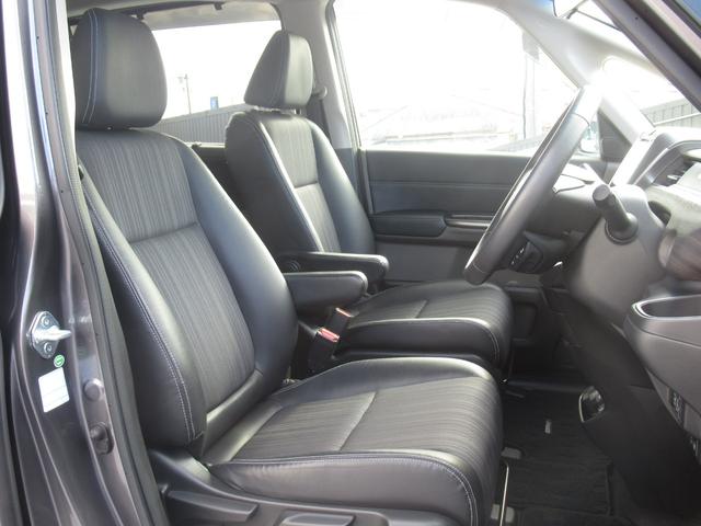 フリード G・ホンダセンシング 純正7インチナビ 両側パワースライドドア バックカメラ 電動格納ドアミラー USBチャージャー2個 Moduloサイド・フロントロアスカート テールゲートスポイラー LEDヘッドライト HDMI(10枚目)