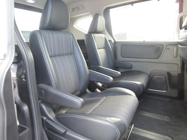 フリード G・ホンダセンシング 純正7インチナビ 両側パワースライドドア バックカメラ 電動格納ドアミラー USBチャージャー2個 Moduloサイド・フロントロアスカート テールゲートスポイラー LEDヘッドライト HDMI(11枚目)