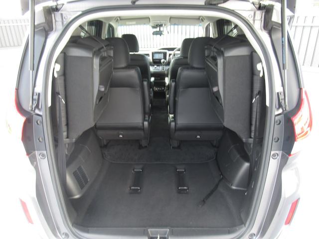 フリード G・ホンダセンシング 純正7インチナビ 両側パワースライドドア バックカメラ 電動格納ドアミラー USBチャージャー2個 Moduloサイド・フロントロアスカート テールゲートスポイラー LEDヘッドライト HDMI(15枚目)