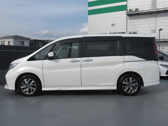 ステップワゴンスパーダ スパーダホンダセンシング 純正9インチナビ 純正ドラレコ前後 純正9インチリア席モニター バックカメラ 両側パワースライドドア わくわくゲート 後席ロールサンシェード パーキングセンサー前 ワンオーナー DVD HDMI(13枚目)