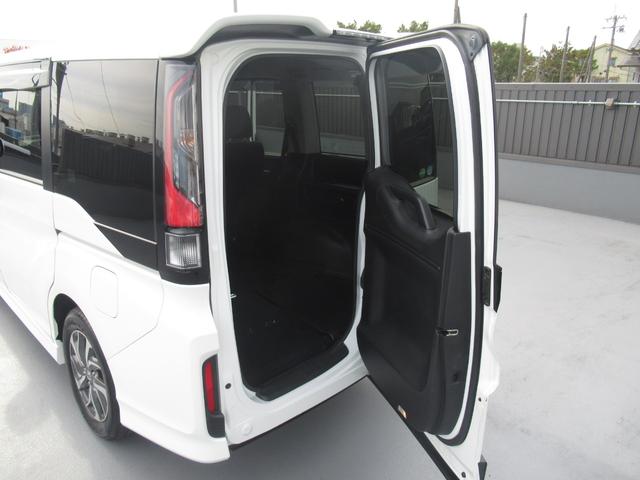 ステップワゴンスパーダ スパーダホンダセンシング 純正9インチナビ 純正ドラレコ前後 純正9インチリア席モニター バックカメラ 両側パワースライドドア わくわくゲート 後席ロールサンシェード パーキングセンサー前 ワンオーナー DVD HDMI(19枚目)