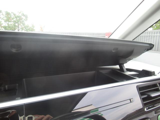 ステップワゴンスパーダ スパーダホンダセンシング 純正9インチナビ 純正ドラレコ前後 純正9インチリア席モニター バックカメラ 両側パワースライドドア わくわくゲート 後席ロールサンシェード パーキングセンサー前 ワンオーナー DVD HDMI(35枚目)