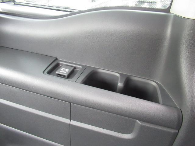 ステップワゴンスパーダ スパーダホンダセンシング 純正9インチナビ 純正ドラレコ前後 純正9インチリア席モニター バックカメラ 両側パワースライドドア わくわくゲート 後席ロールサンシェード パーキングセンサー前 ワンオーナー DVD HDMI(49枚目)