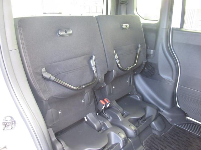 N-BOXカスタム ターボ 弊社元レンタカー 純正8インチナビ 純正ドラレコ前後 両側パワースライドドア パーキングセンサー前後 ブレーキホールド機能付き電子パーキングブレーキ 前席シートヒーター バックカメラ ETC(15枚目)