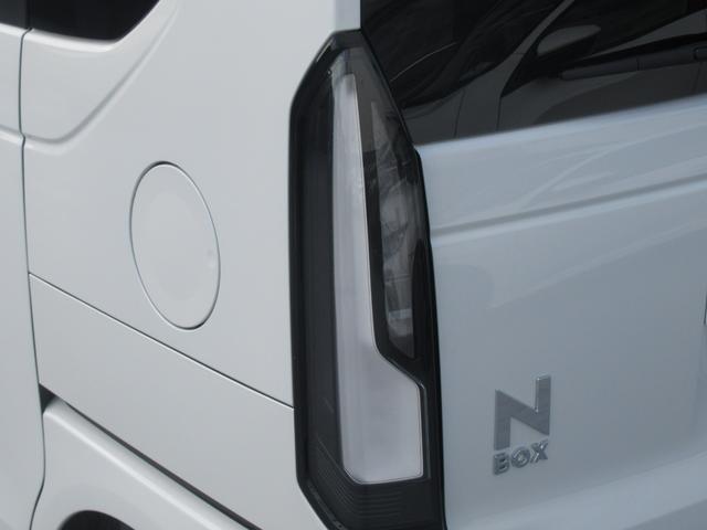 N-BOXカスタム ターボ 弊社元レンタカー 純正8インチナビ 純正ドラレコ前後 両側パワースライドドア パーキングセンサー前後 ブレーキホールド機能付き電子パーキングブレーキ 前席シートヒーター バックカメラ ETC(53枚目)