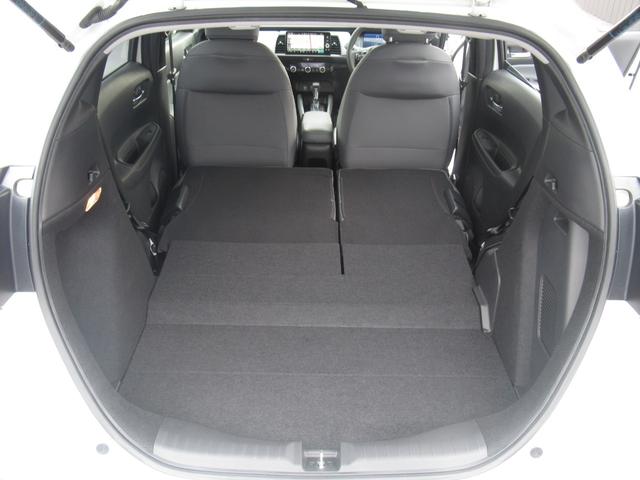 フィット e:HEVRS 純正9インチホンダコネクトナビ 社外ドラレコ前後 バックカメラ ブレーキホールド機能付き電子パーキングブレーキ パーキングセンサー前後 LEDヘッドライト 純正アルミホイール ワンオーナー(17枚目)