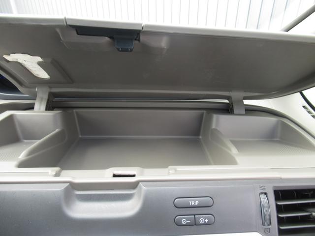 フリードハイブリッド ハイブリッド・Gホンダセンシング 純正9インチナビ タイヤ4本新品 両側パワースライドドア 運転席・助手席シートヒーター 電動格納ドアミラー 後席ロールサンシェード バックカメラ ETC LEDヘッドライト ワンオーナー(24枚目)