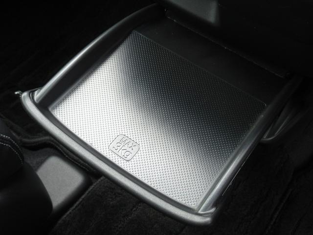 フリードハイブリッド ハイブリッド・Gホンダセンシング 純正9インチナビ タイヤ4本新品 両側パワースライドドア 運転席・助手席シートヒーター 電動格納ドアミラー 後席ロールサンシェード バックカメラ ETC LEDヘッドライト ワンオーナー(28枚目)