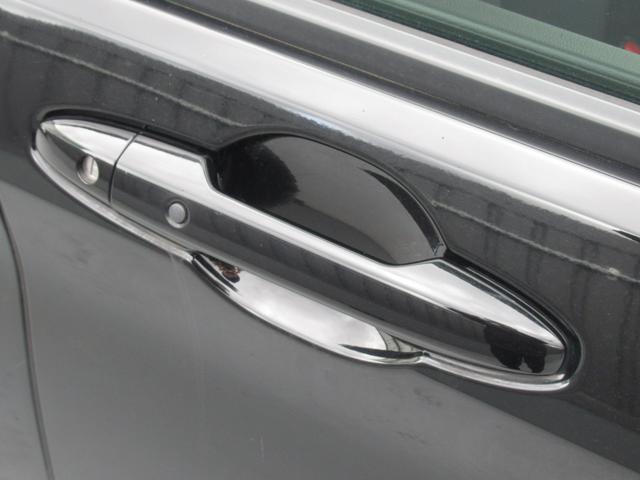 フリードハイブリッド ハイブリッド・Gホンダセンシング 純正9インチナビ タイヤ4本新品 両側パワースライドドア 運転席・助手席シートヒーター 電動格納ドアミラー 後席ロールサンシェード バックカメラ ETC LEDヘッドライト ワンオーナー(45枚目)