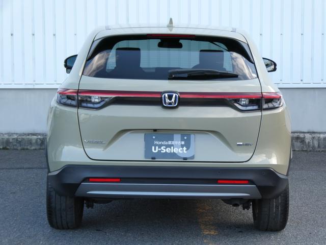 ヴェゼル ｅ：ＨＥＶＸ　いまコレ＋・新品フロアカーペット・Ｈｏｎｄａ　ＣＯＮＮＥＣＴ　ディスプレイ付　ＡＡＣ　１オーナ　スマ－トキ－　誤発進抑制　ＰＷ　リアカメラ　クルコン　ＥＳＣ　ＥＴＣ装備　キーフリー　ＬＥＤヘッドランプ（11枚目）