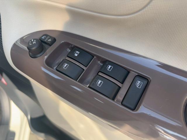 ムーヴキャンバス Ｘリミテッドメイクアップ　ＳＡＩＩ　ユーザー買取★禁煙★外ナビ★フルセグテレビ★Ｂカメラ★両側パワースライドドア★衝突軽減システム★スマートキー２個★ＥＴＣ★Ｂｌｕｔｏｏｔｈ接続可★内外装クリーニング済み★（25枚目）