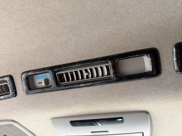 ハイエースワゴン グランドキャビン　１０人乗り★Ｆリップ★Ｓエアロ★Ｒ外バンパー★外テールランプ★ディスプレイオーディオ★Ｒカメラ★片側電動スライドドア★キーレス★社外１７インチＡＷ★ＡＣ１００Ｖ★ＥＴＣ★（31枚目）