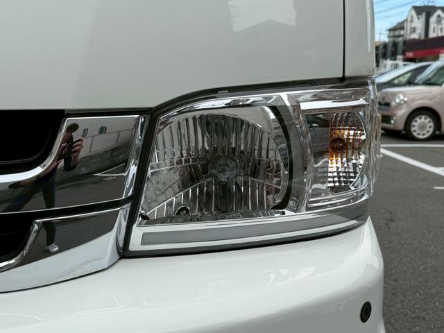 ハイエースワゴン グランドキャビン　１０人乗り★Ｆリップ★Ｓエアロ★Ｒ外バンパー★外テールランプ★ディスプレイオーディオ★Ｒカメラ★片側電動スライドドア★キーレス★社外１７インチＡＷ★ＡＣ１００Ｖ★ＥＴＣ★（46枚目）