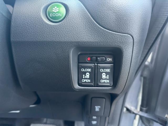 N-BOX G SSパッケージ ユーザー買取★禁煙★純ナビ(VXM-175VFi)★フルセグ★Bカメラ★両側パワースライドドア★FRドラレコ★シートヒーター★ETC★Bluetooth接続可★内外装クリーニング済み★(23枚目)