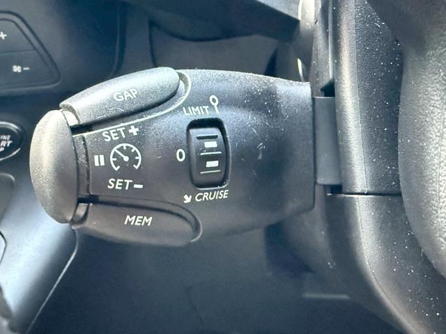 ベルランゴ シャイン　ＸＴＲ　パック　禁煙　専用インテリア　パノラマガラスルーフ　ディスプレイオーディオ　ナビ　フルセグＴＶ　Ｒカメラ　サイドカメラ　ブラインドスポット　衝突軽減　レーンキーピング　クルコン　ＦＲドラレコ　ルーフレール（32枚目）