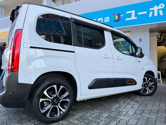 ベルランゴ シャイン　ＸＴＲ　パック　禁煙　専用インテリア　パノラマガラスルーフ　ディスプレイオーディオ　ナビ　フルセグＴＶ　Ｒカメラ　サイドカメラ　ブラインドスポット　衝突軽減　レーンキーピング　クルコン　ＦＲドラレコ　ルーフレール（52枚目）