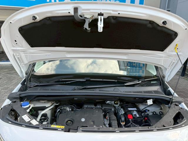 ベルランゴ シャイン　ＸＴＲ　パック　禁煙　専用インテリア　パノラマガラスルーフ　ディスプレイオーディオ　ナビ　フルセグＴＶ　Ｒカメラ　サイドカメラ　ブラインドスポット　衝突軽減　レーンキーピング　クルコン　ＦＲドラレコ　ルーフレール（57枚目）