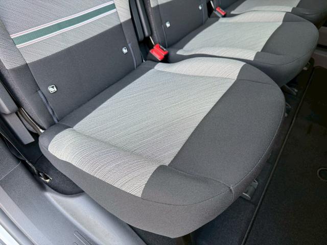 ベルランゴ シャイン　ＸＴＲ　パック　禁煙　専用インテリア　パノラマガラスルーフ　ディスプレイオーディオ　ナビ　フルセグＴＶ　Ｒカメラ　サイドカメラ　ブラインドスポット　衝突軽減　レーンキーピング　クルコン　ＦＲドラレコ　ルーフレール（60枚目）