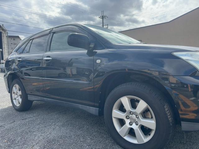 ハリアー ２４０Ｇ　Ｌパッケージリミテッド　・純正ナビ・Ｒカメラ・パワーバックドア・パワーシート・キーレス・ＨＩＤヘッドライト・ＥＴＣ・純正１７インチＡＷ（39枚目）