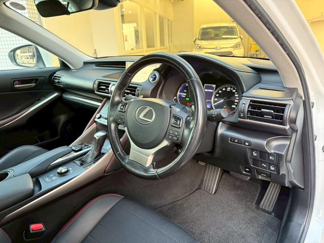 弊社は画像修正を行っておりません！写真も多く撮影し遠保のお客様でもご安心して頂けるように心がけております☆彡クリーニングも仕上げ業者様に依頼を行い最終チェックを行い使用感を極力無くすようにしております