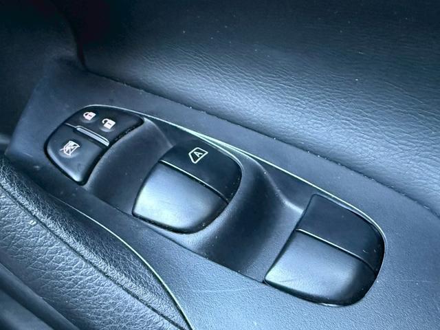 ティアナ ＸＬ　ナビＡＶＭパッケージ　禁煙・１オーナー・サンルーフ・純正ナビ・フルセグＴＶ・全周囲カメラ・Ｒカメラ・ブラインドスポット・衝突軽減・クルーズコントロール・パワーシート・クリアランスソナー・スマートキー・ＨＩＤライト・ＥＴＣ（39枚目）