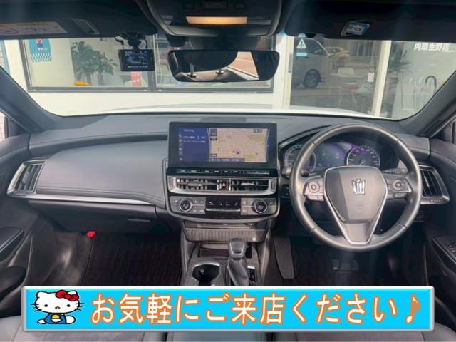 クラウンハイブリッド Ｓ　純正ナビ・フルセグＴＶ・全周囲モニター・Ｒカメラ・ブラインドスポット・衝突軽減・レーダークルーズ・ハンドルヒーター・パワーシート・シートヒーター・コンビシート・ＬＥＤライト・ＥＴＣ（5枚目）