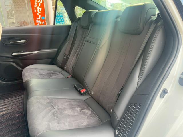 クラウンハイブリッド Ｓ　純正ナビ・フルセグＴＶ・全周囲モニター・Ｒカメラ・ブラインドスポット・衝突軽減・レーダークルーズ・ハンドルヒーター・パワーシート・シートヒーター・コンビシート・ＬＥＤライト・ＥＴＣ（18枚目）