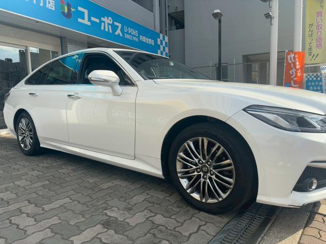 クラウンハイブリッド Ｓ　純正ナビ・フルセグＴＶ・全周囲モニター・Ｒカメラ・ブラインドスポット・衝突軽減・レーダークルーズ・ハンドルヒーター・パワーシート・シートヒーター・コンビシート・ＬＥＤライト・ＥＴＣ（42枚目）