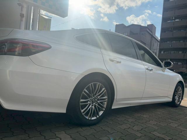 クラウンハイブリッド Ｓ　純正ナビ・フルセグＴＶ・全周囲モニター・Ｒカメラ・ブラインドスポット・衝突軽減・レーダークルーズ・ハンドルヒーター・パワーシート・シートヒーター・コンビシート・ＬＥＤライト・ＥＴＣ（44枚目）