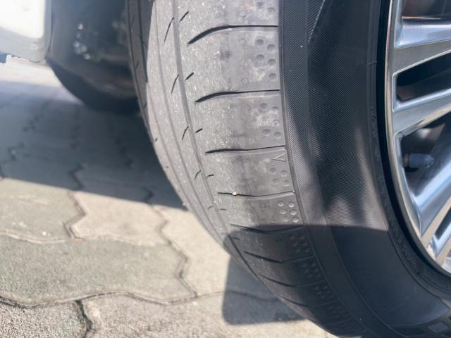 クラウンハイブリッド Ｓ　純正ナビ・フルセグＴＶ・全周囲モニター・Ｒカメラ・ブラインドスポット・衝突軽減・レーダークルーズ・ハンドルヒーター・パワーシート・シートヒーター・コンビシート・ＬＥＤライト・ＥＴＣ（51枚目）