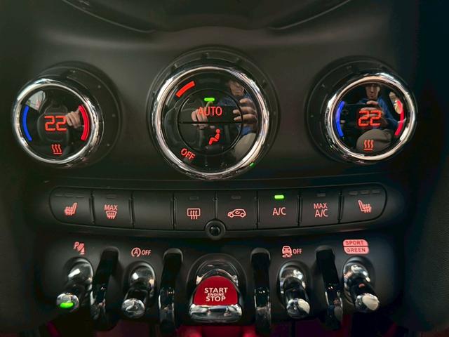 当店在庫車両は掲載の総額でご購入可能です！！仕入れ直販だから出来る価格です！詳しくはお問い合わせください☆ユーポス内環生野店０１２０−９３２−３９８