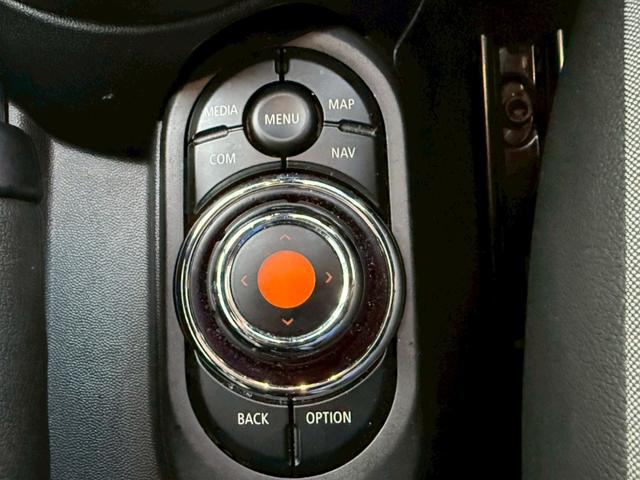 弊社は画像修正を行っておりません！写真も多く撮影し遠保のお客様でもご安心して頂けるように心がけております☆彡クリーニングも仕上げ業者様に依頼を行い最終チェックを行い使用感を極力無くすようにしております