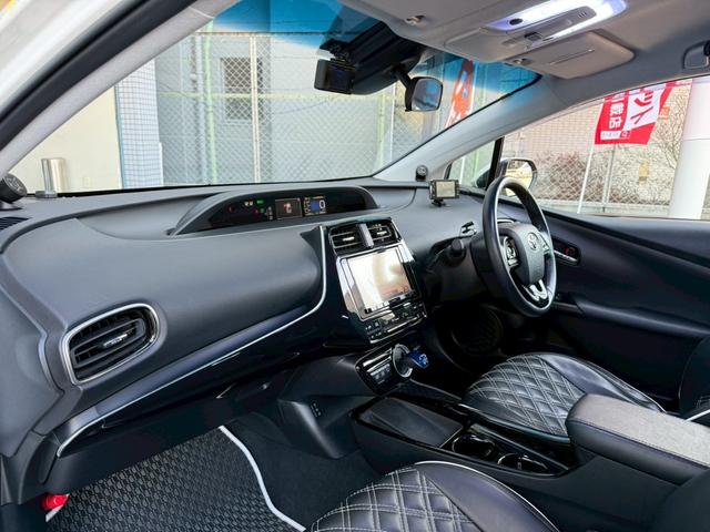 プリウスＰＨＶ Ｓセーフティプラス　モデリスタエアロ・ローダウン・８インチナビ・フルセグＴＶ・Ｒカメラ・衝突軽減・レーダークルーズ・パーキングアシスト・ドラレコ・ハンドルヒーター・シートヒーター・ＬＥＤライト・オートハイビーム・ＥＴＣ（20枚目）
