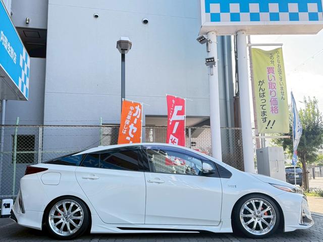 プリウスＰＨＶ Ｓセーフティプラス　モデリスタエアロ・ローダウン・８インチナビ・フルセグＴＶ・Ｒカメラ・衝突軽減・レーダークルーズ・パーキングアシスト・ドラレコ・ハンドルヒーター・シートヒーター・ＬＥＤライト・オートハイビーム・ＥＴＣ（42枚目）