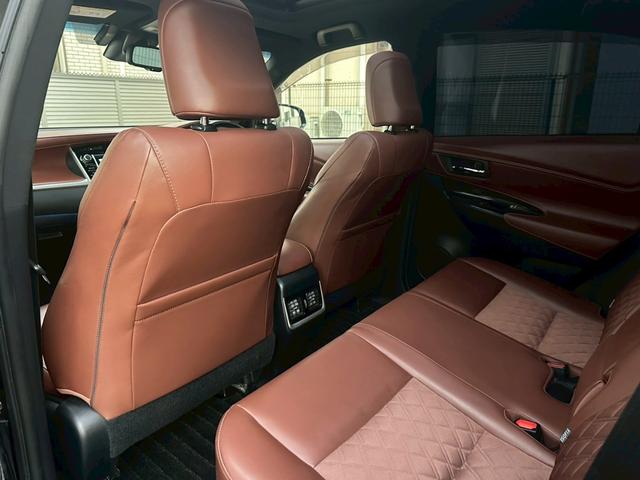 ハリアー プログレス　メーカーナビ・フルセグＴＶ・ＪＢＬ全周囲・モデリスタエアロ（ＦＳＲ）・パノラマＳＲ・コンビシート・パワーシート・パワーバックドア・ＬＥＤライト・スマートキーレーダークルーズ・セーフティーセンス・ＥＴＣ（21枚目）