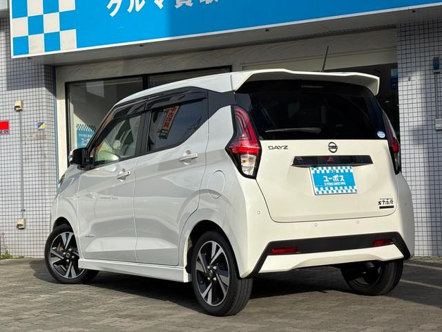 デイズ ハイウェイスター　Ｇターボ　純正オーディオ・アラウンドビューモニター・Ｒカメラ・エマージェンシーブレーキ・レーンキープ・スマートキー・プッシュスタート・ＥＴＣ（9枚目）