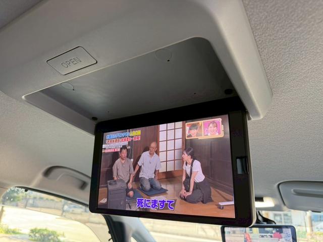 セレナ e-パワー ハイウェイスターV ・禁煙・純正10インチナビ・フリップダウン・フルセグTV・アラウンドビューモニター・Rカメラ・インテリジェントルームミラー・プロパイロット・両側電動スライドドア・スマートキー2個・LEDライト・ETC(18枚目)