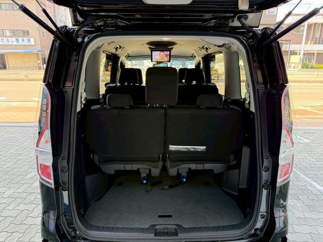 セレナ e-パワー ハイウェイスターV ・禁煙・純正10インチナビ・フリップダウン・フルセグTV・アラウンドビューモニター・Rカメラ・インテリジェントルームミラー・プロパイロット・両側電動スライドドア・スマートキー2個・LEDライト・ETC(20枚目)