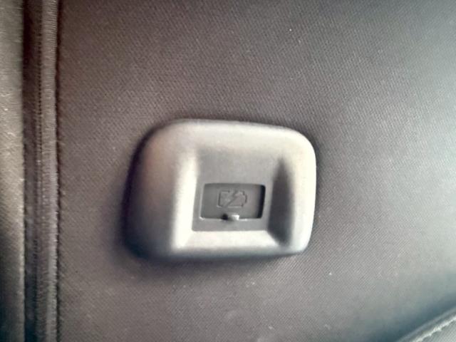 セレナ e-パワー ハイウェイスターV ・禁煙・純正10インチナビ・フリップダウン・フルセグTV・アラウンドビューモニター・Rカメラ・インテリジェントルームミラー・プロパイロット・両側電動スライドドア・スマートキー2個・LEDライト・ETC(27枚目)