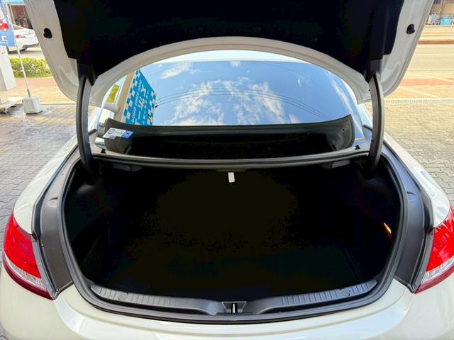 Cクラス C43 4マチッククーペ ・禁煙・ブルメスター・メーカーナビ・フルセグTV・Rカメラ・黒革・シートヒーター・パワーシート・HUD・ブラインドスポット・衝突軽減・レーダークルーズ・パワートランク・LEDライト・ETC(16枚目)