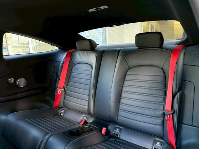 Cクラス C43 4マチッククーペ ・禁煙・ブルメスター・メーカーナビ・フルセグTV・Rカメラ・黒革・シートヒーター・パワーシート・HUD・ブラインドスポット・衝突軽減・レーダークルーズ・パワートランク・LEDライト・ETC(19枚目)