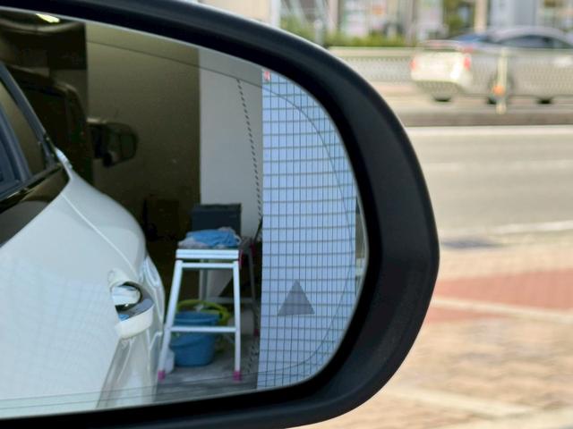 Cクラス C43 4マチッククーペ ・禁煙・ブルメスター・メーカーナビ・フルセグTV・Rカメラ・黒革・シートヒーター・パワーシート・HUD・ブラインドスポット・衝突軽減・レーダークルーズ・パワートランク・LEDライト・ETC(32枚目)